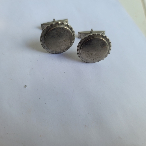 Vintage Gold Tone Oval Layered Pendant Necklace Size 22" - Picture 3 of 9